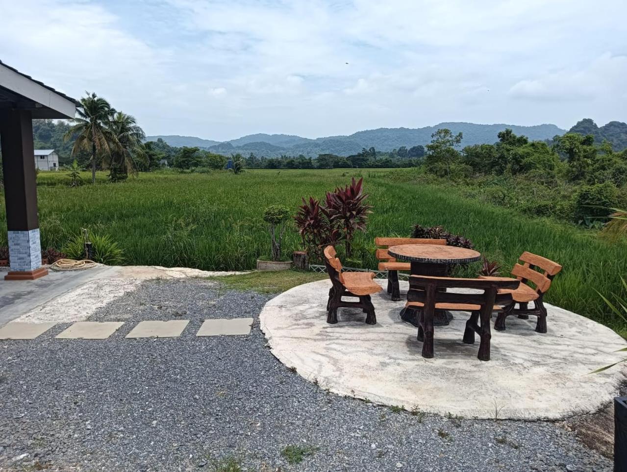 Damai D Homestay 캉가르 외부 사진